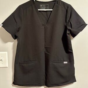 FIGS Casma 3 Pocket Scrub Top